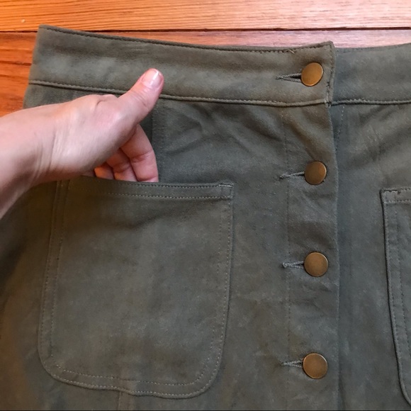Altar’d State Army Green Suede Mini Skirt, EUC, L - Picture 4 of 9